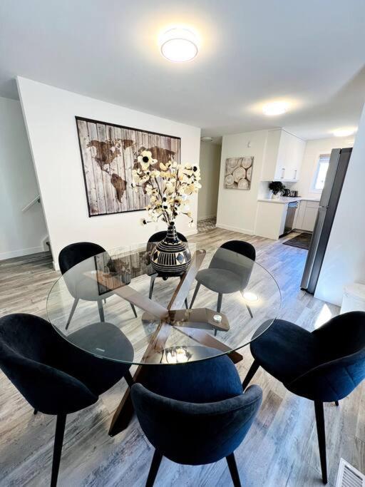 Walking Distance To St Boniface, Easy Parking Villa Winnipeg Exterior foto