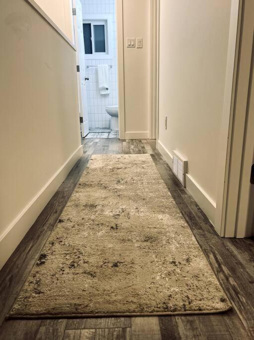 Walking Distance To St Boniface, Easy Parking Villa Winnipeg Exterior foto