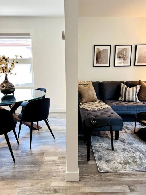 Walking Distance To St Boniface, Easy Parking Villa Winnipeg Exterior foto